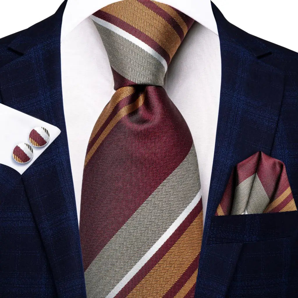 Men's Black Silk Paisley Tie for Travel-Friendly Style