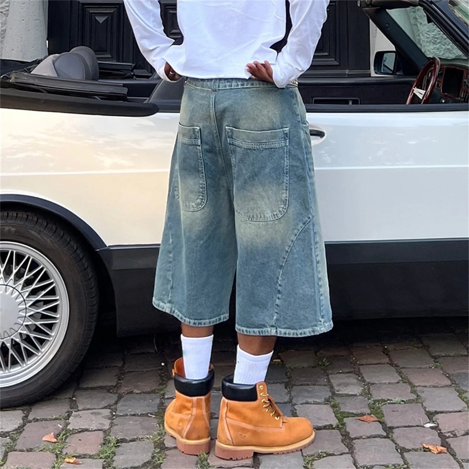 Men's baggy denim jeans men in light blue, perfect for casual outings