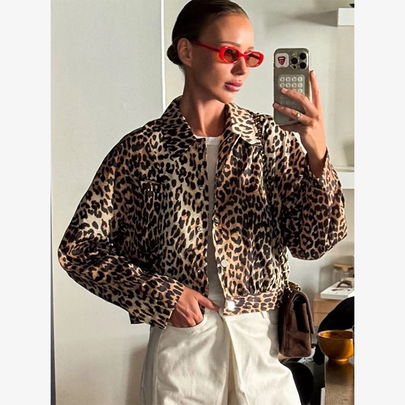 Cropped dad sherpa trucker jacket in leopard print for stylish layering