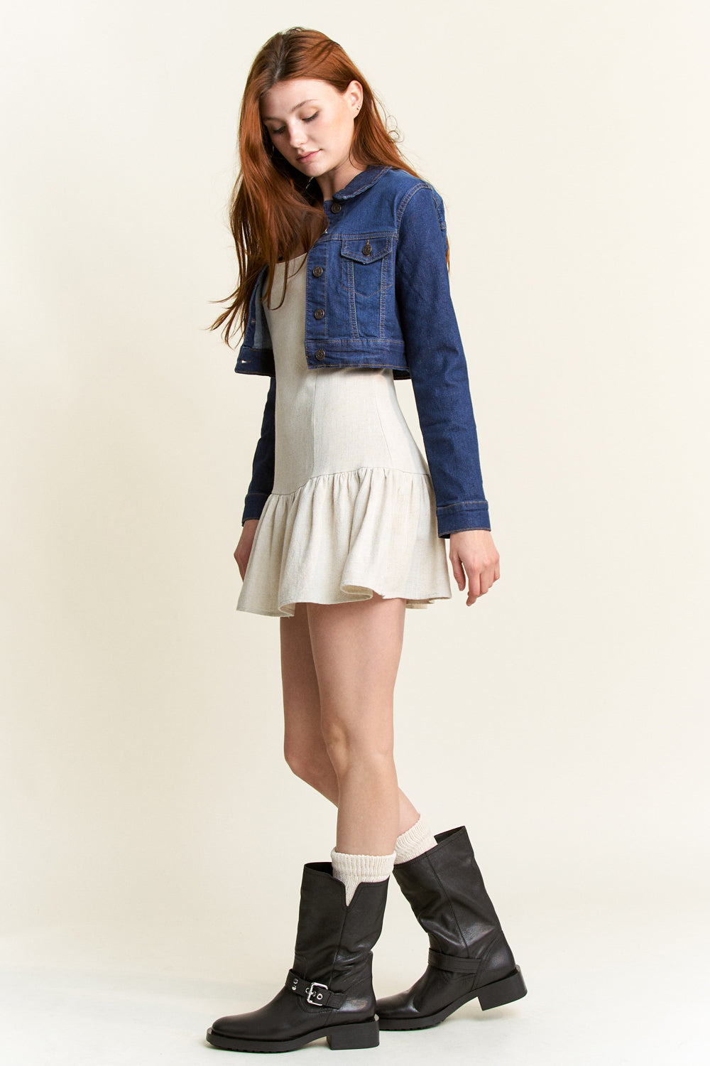 Women's denim jacket, classic blue, perfect for casual outfits