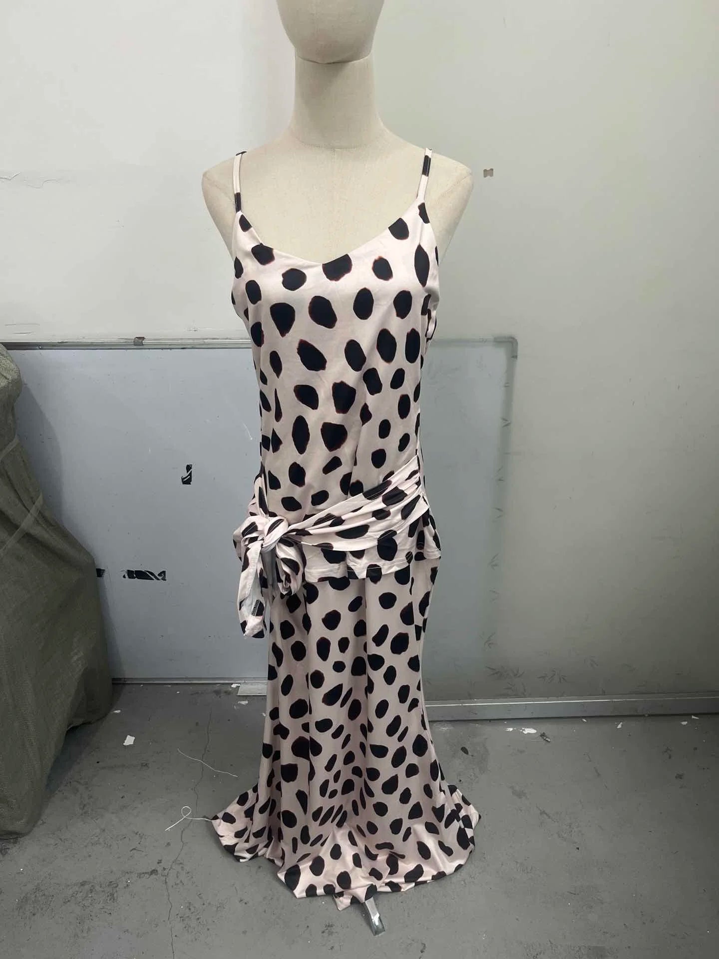 Women's pink and black leopard print matching set for casual wear