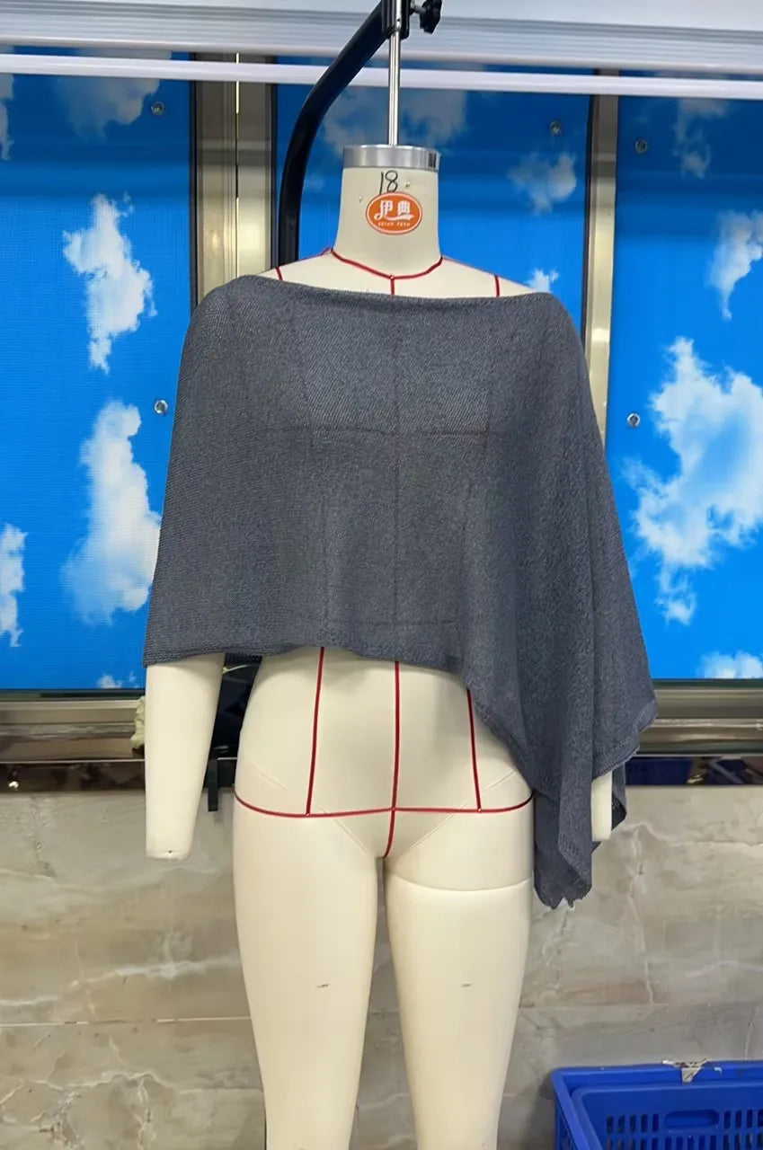 women's poncho in gray, soft fabric for casual outings